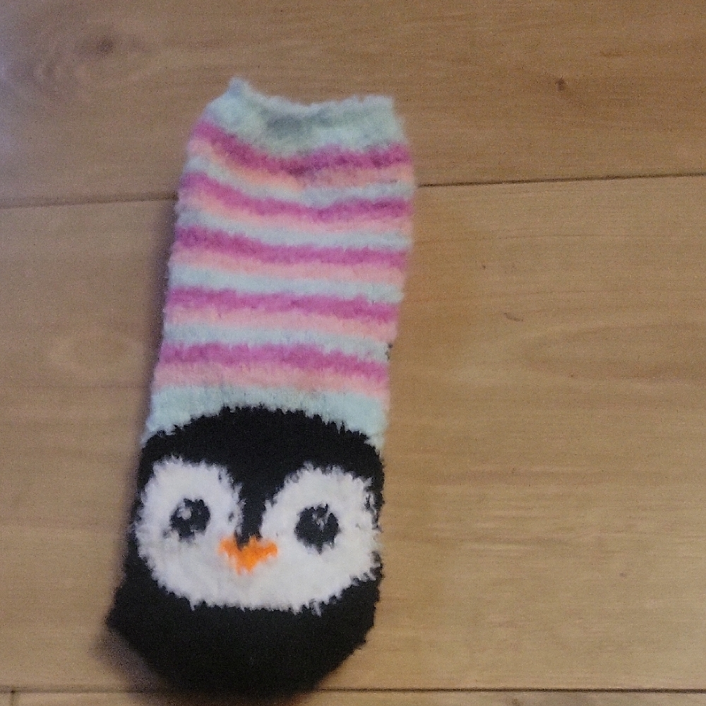 Cozy Penguin Kids Socks - Pink and Black